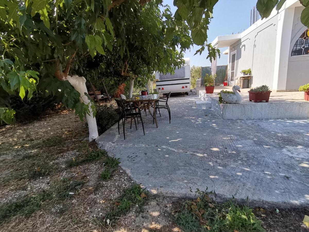 Hotel Green Garden Caravan Agrilia Exterior foto